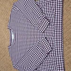 EUC- Lou & Grey Sweatshirt